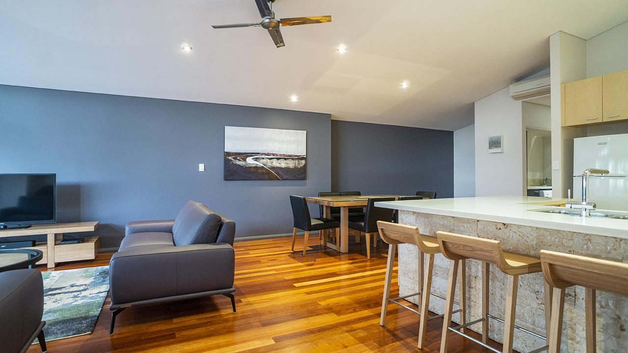 Central Avenue Apartments Margaret River Buitenkant foto