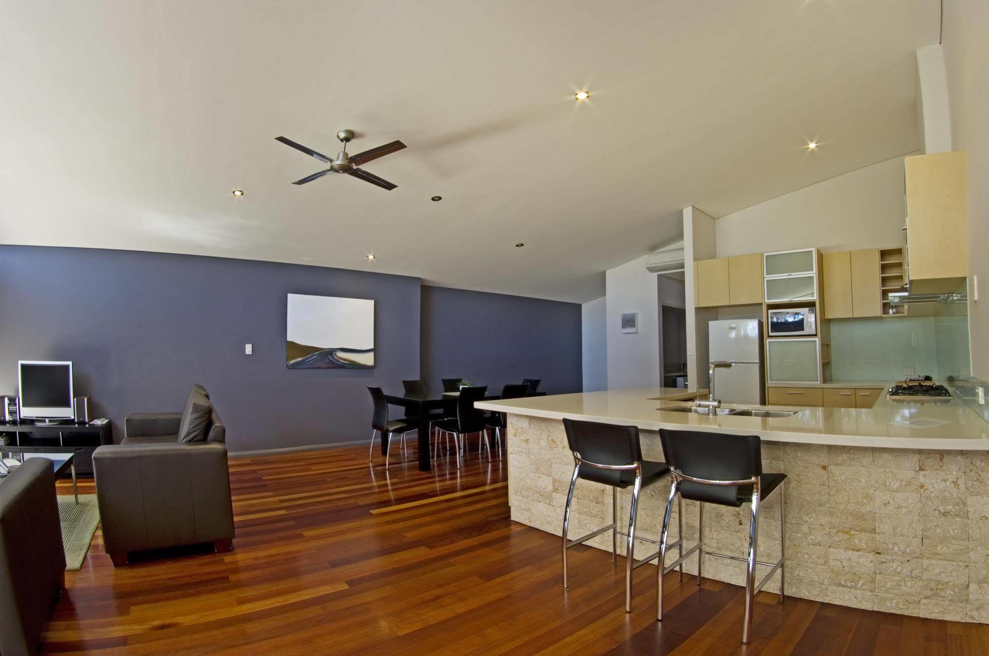 Central Avenue Apartments Margaret River Buitenkant foto